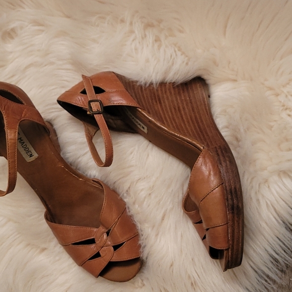 Steve Madden ankle strap sandals - Picture 2 of 10